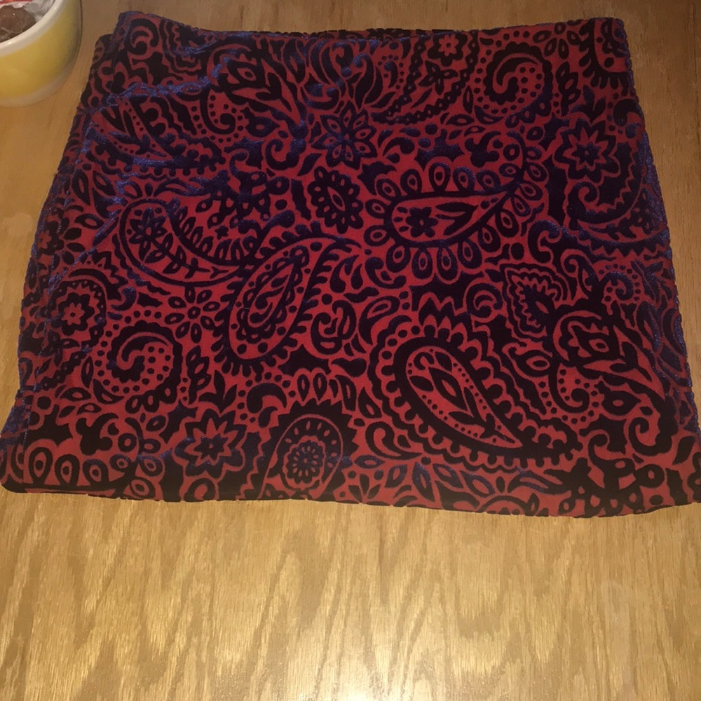 Large pencil skirt, fits like a medium